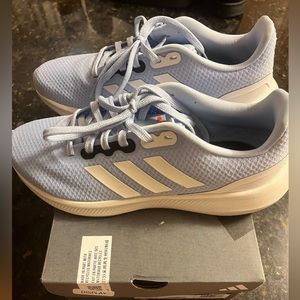 Womens Addidas sneakers